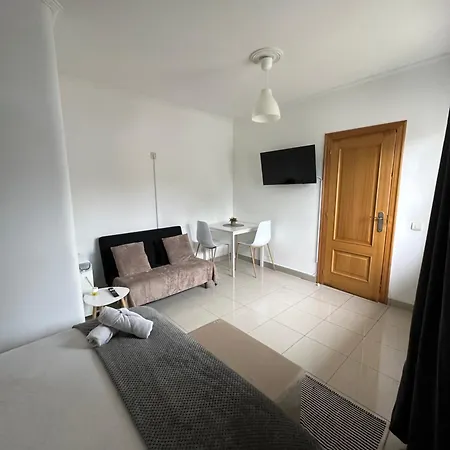 Apartment Cerca De La Playa 8